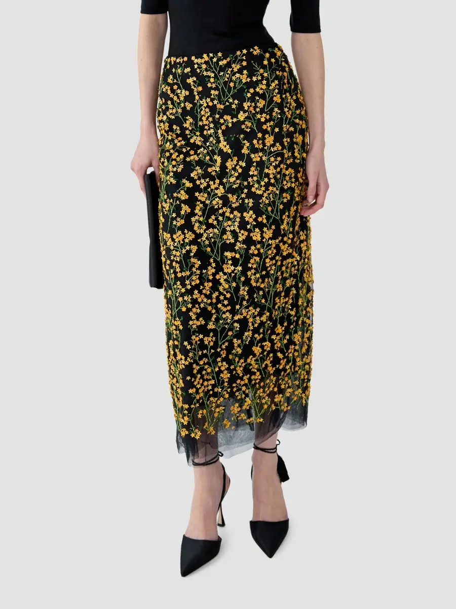 Carolina Herrera Women's Floral Appliqué Column Midi Skirt | Thumbnail 4 Carolina Herrera Women's Floral Appliqué Column Midi Skirt | Thumbnail 4