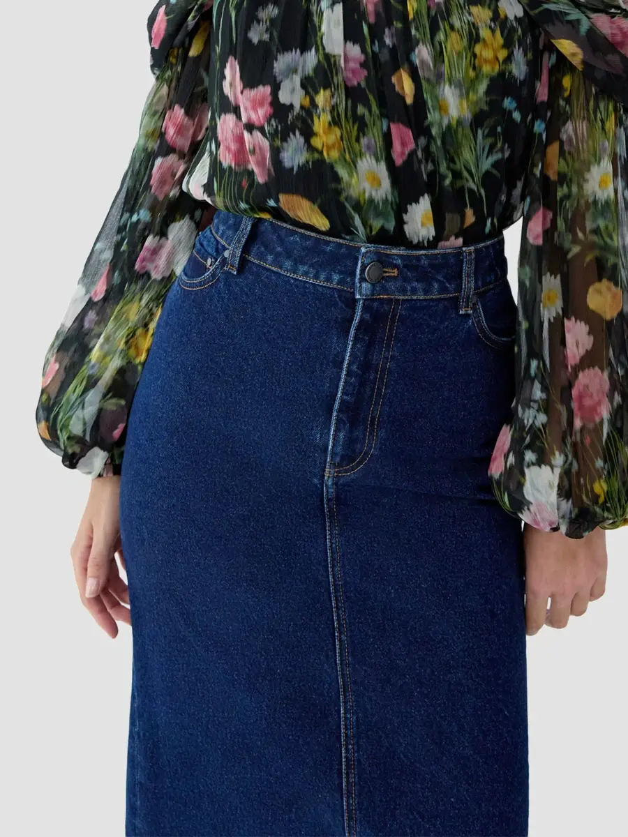Carolina Herrera Women's Denim High-Rise Column Midi Skirt | Thumbnail 4 Carolina Herrera Women's Denim High-Rise Column Midi Skirt | Thumbnail 4
