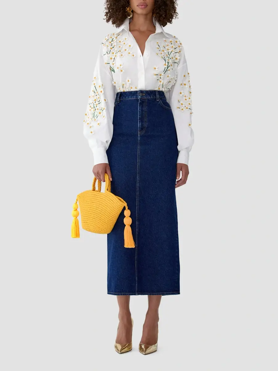 Carolina Herrera Women's Floral-Appliqué Cotton-Blend Oversized Shirt | Thumbnail 2 Carolina Herrera Women's Floral-Appliqué Cotton-Blend Oversized Shirt | Thumbnail 2