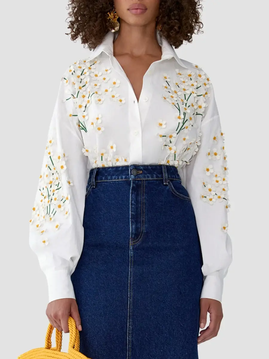 Carolina Herrera Women's Floral-Appliqué Cotton-Blend Oversized Shirt | Thumbnail 4 Carolina Herrera Women's Floral-Appliqué Cotton-Blend Oversized Shirt | Thumbnail 4
