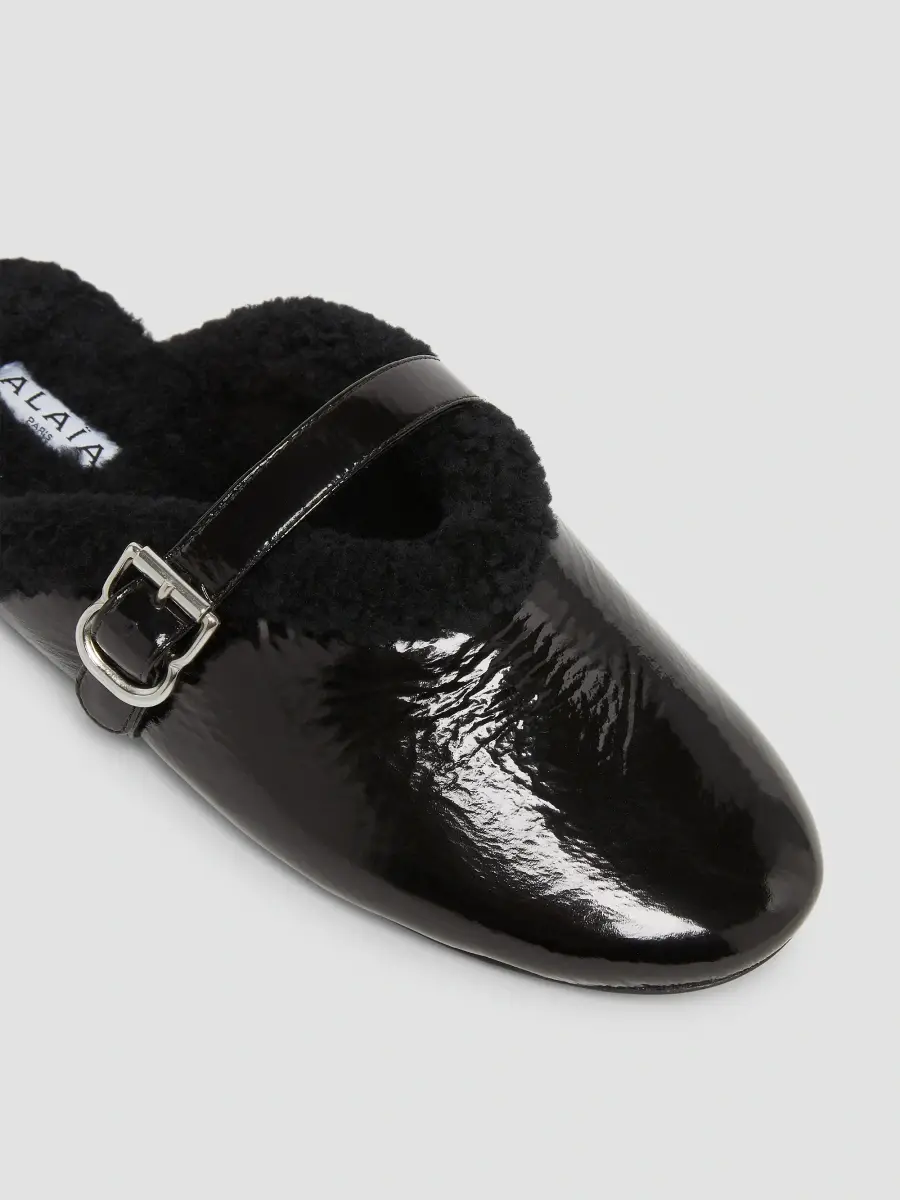 Alaïa Women's La Ballerine Shearling-Lined Patent Leather Mules | Thumbnail 4 Alaïa Women's La Ballerine Shearling-Lined Patent Leather Mules | Thumbnail 4