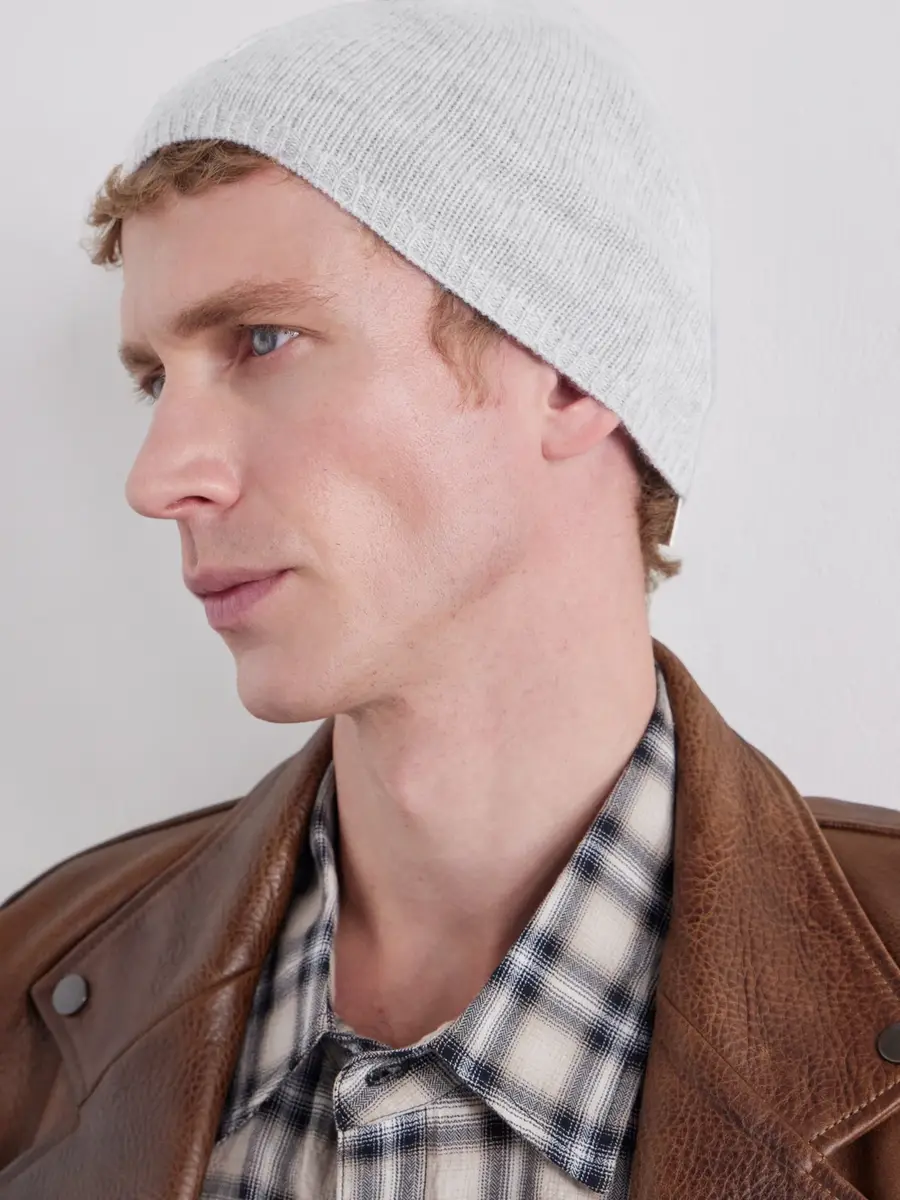 Acne Studios Kassias Logo-Appliquéd Rib-Trimmed Cashmere Beanie - Men | Thumbnail 3 Acne Studios Kassias Logo-Appliquéd Rib-Trimmed Cashmere Beanie - Men | Thumbnail 3
