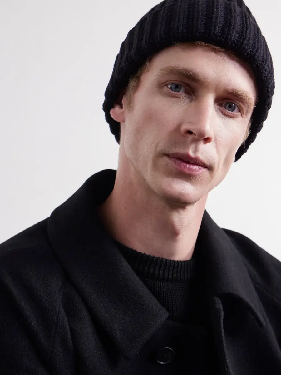Stòffa Ribbed Cashmere Beanie - Men | Thumbnail 3 Stòffa Ribbed Cashmere Beanie - Men | Thumbnail 3
