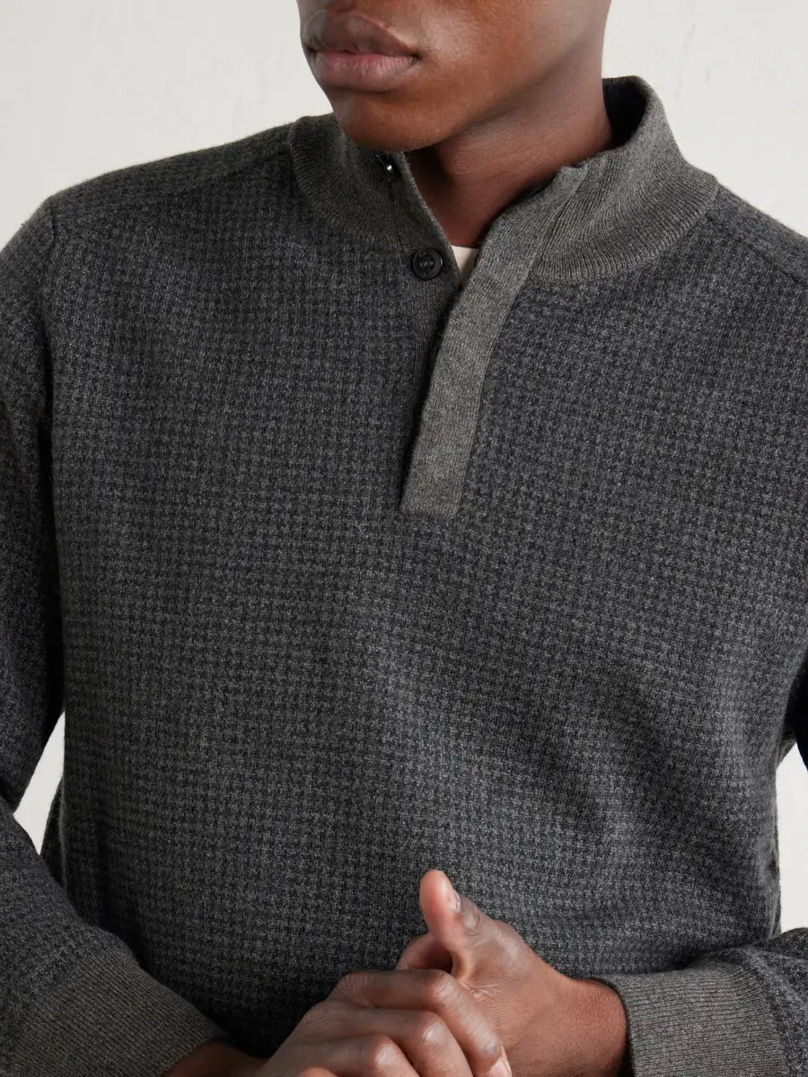 N.Peal Houndstooth Cashmere Sweater - Men | Thumbnail 5