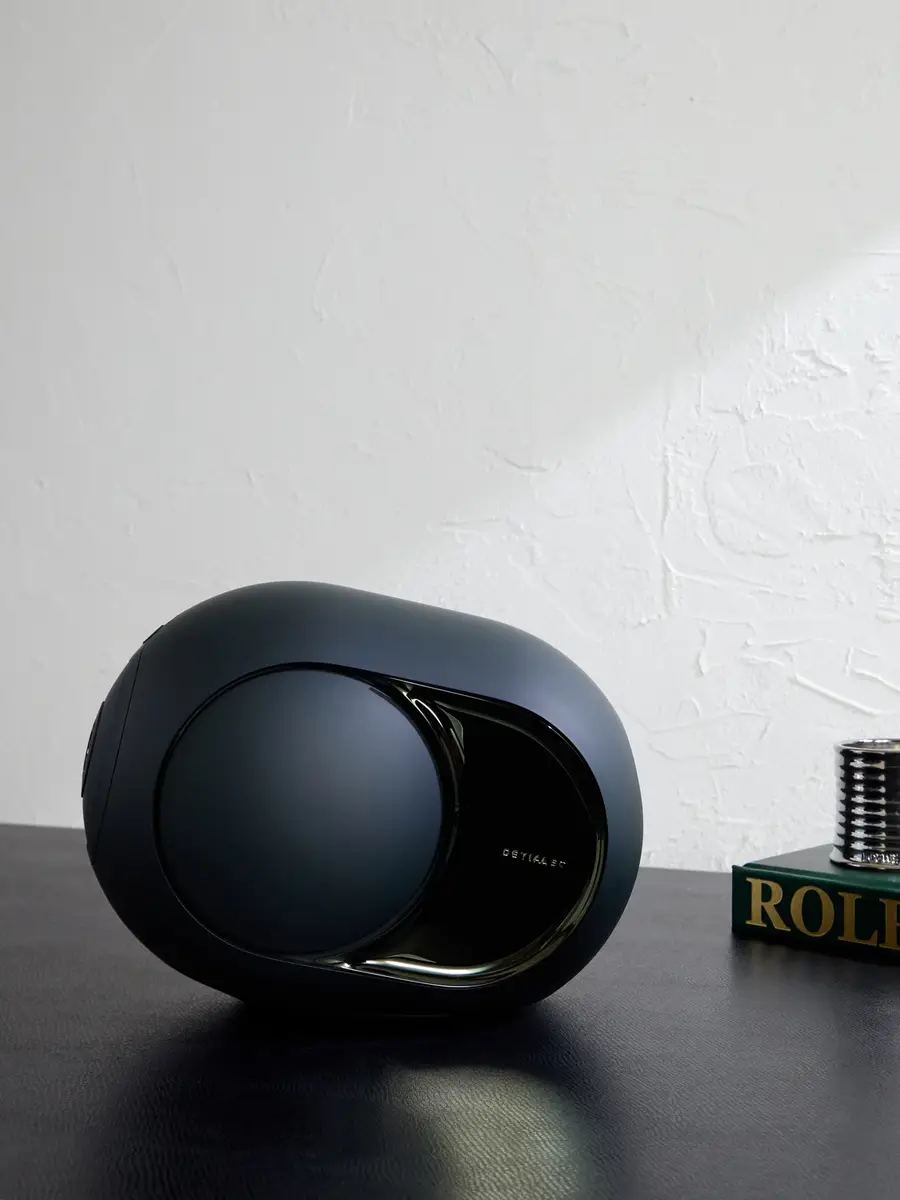 Devialet Phantom Ultimate 108 dB Speaker - Men | Thumbnail 2 Devialet Phantom Ultimate 108 dB Speaker - Men | Thumbnail 2