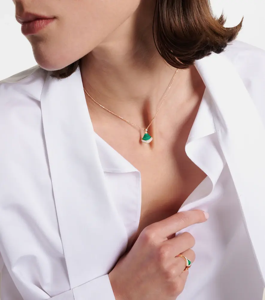 BVLGARI Divas' Dream 18kt rose gold necklace with diamonds and malachite | Thumbnail 6 BVLGARI Divas' Dream 18kt rose gold necklace with diamonds and malachite | Thumbnail 6
