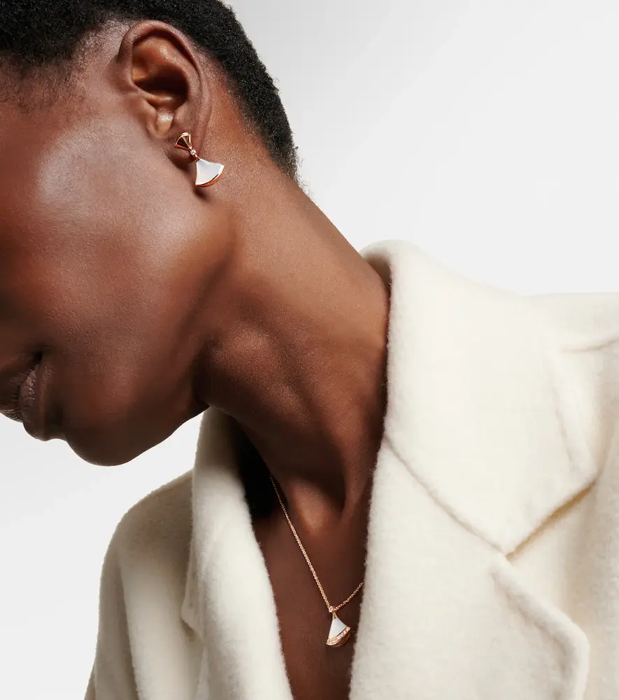 BVLGARI Diva's Dream 18kt rose gold drop earrings with diamonds and mother-of-pearl | Thumbnail 6 BVLGARI Diva's Dream 18kt rose gold drop earrings with diamonds and mother-of-pearl | Thumbnail 6