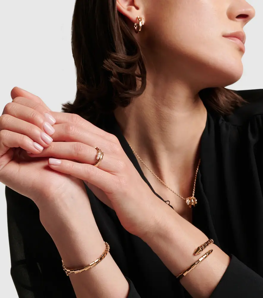 BVLGARI Serpenti Viper 18kt rose gold ring with diamonds | Thumbnail 6 BVLGARI Serpenti Viper 18kt rose gold ring with diamonds | Thumbnail 6