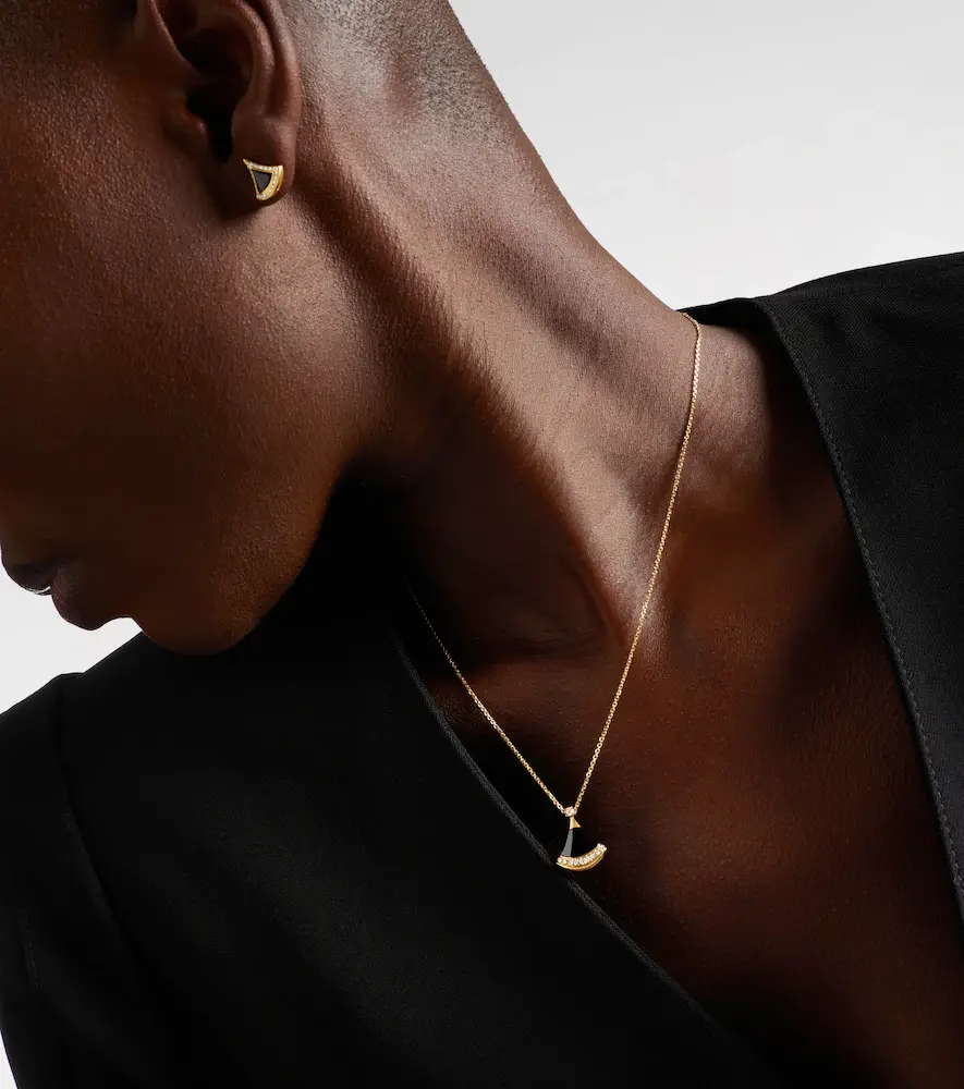 BVLGARI Divas' Dream 18kt gold pendant necklace with onyx and diamonds | Thumbnail 7 BVLGARI Divas' Dream 18kt gold pendant necklace with onyx and diamonds | Thumbnail 7
