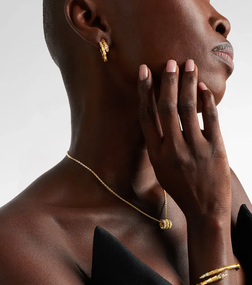 BVLGARI Serpenti Viper 18kt gold hoop earrings with diamonds | Thumbnail 5
