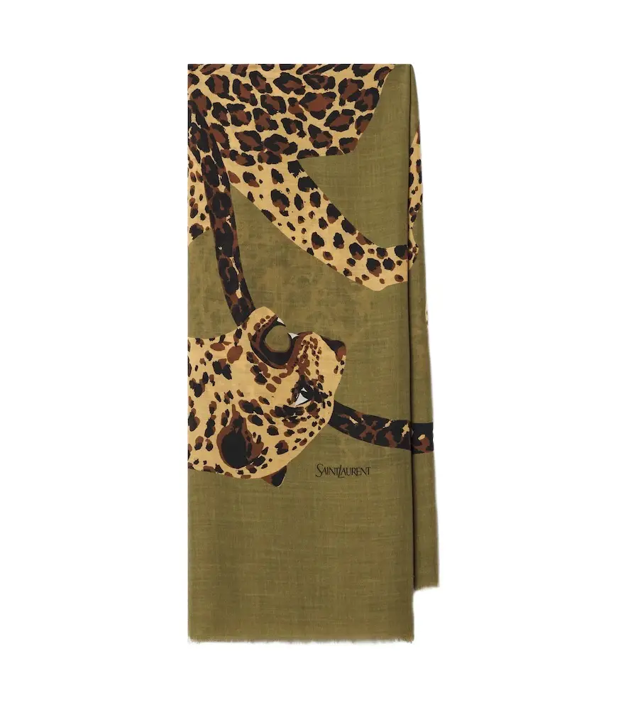 Printed wool scarf Printed wool scarf