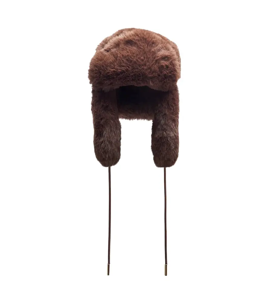 Cher aviator hat