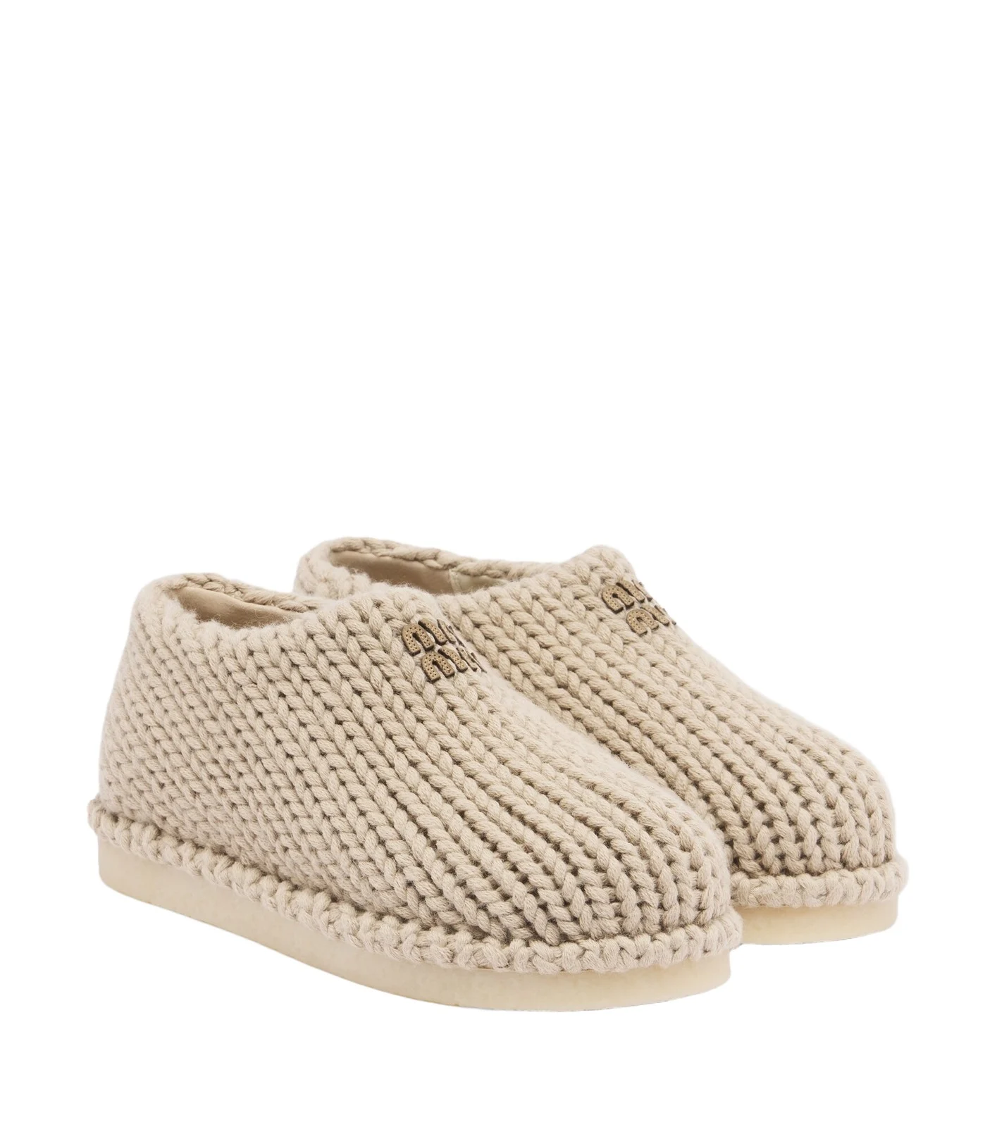 Knitted slip-on shoes Knitted slip-on shoes