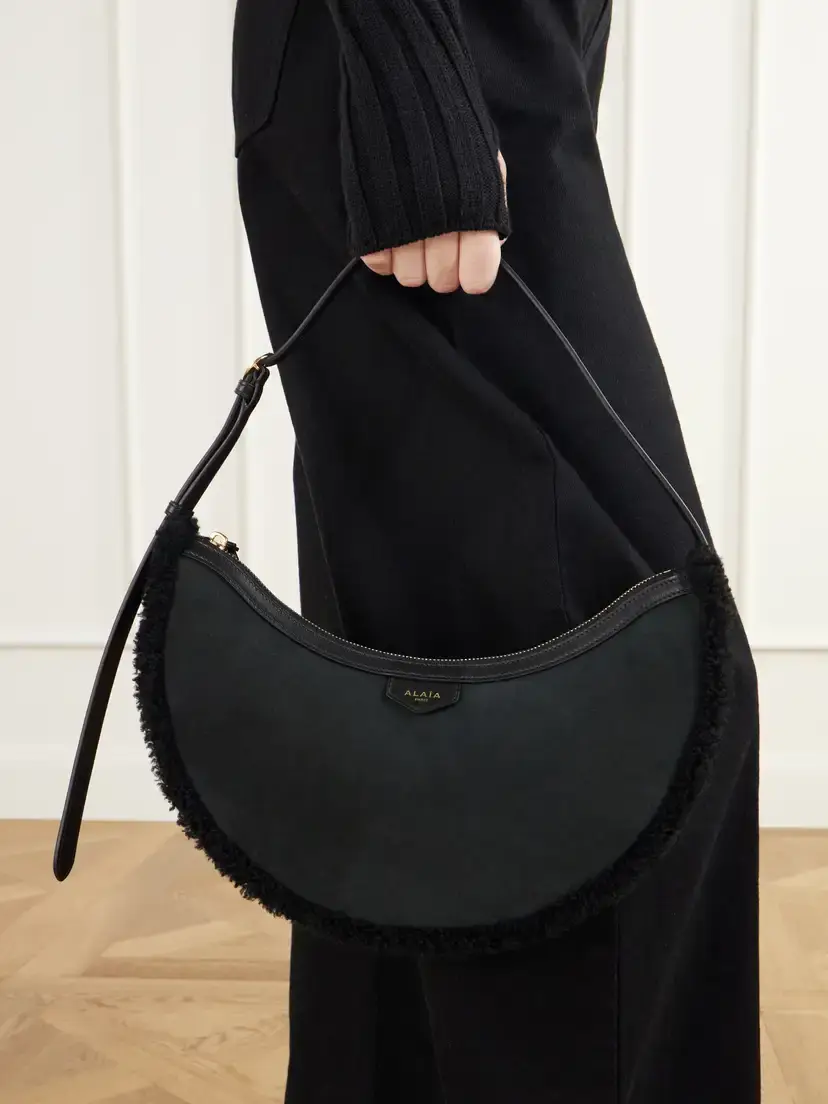 Alaïa Demi Lune Shearling-trimmed Suede Shoulder Bag | Thumbnail 6