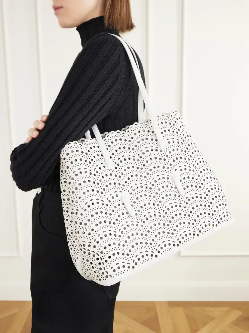 Alaïa Mina Laser-cut Leather Tote | Thumbnail 6 Alaïa Mina Laser-cut Leather Tote | Thumbnail 6