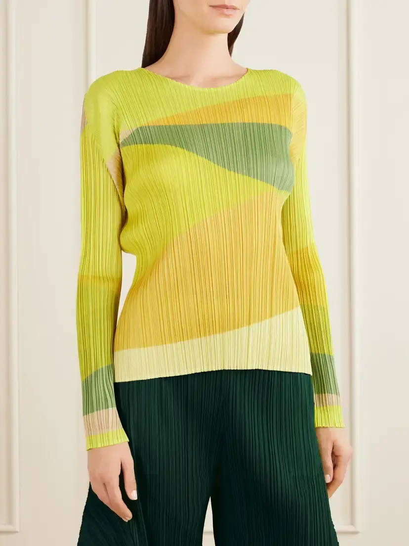 Pleats Please Issey Miyake Orbit Printed Plissé Top | Thumbnail 3
