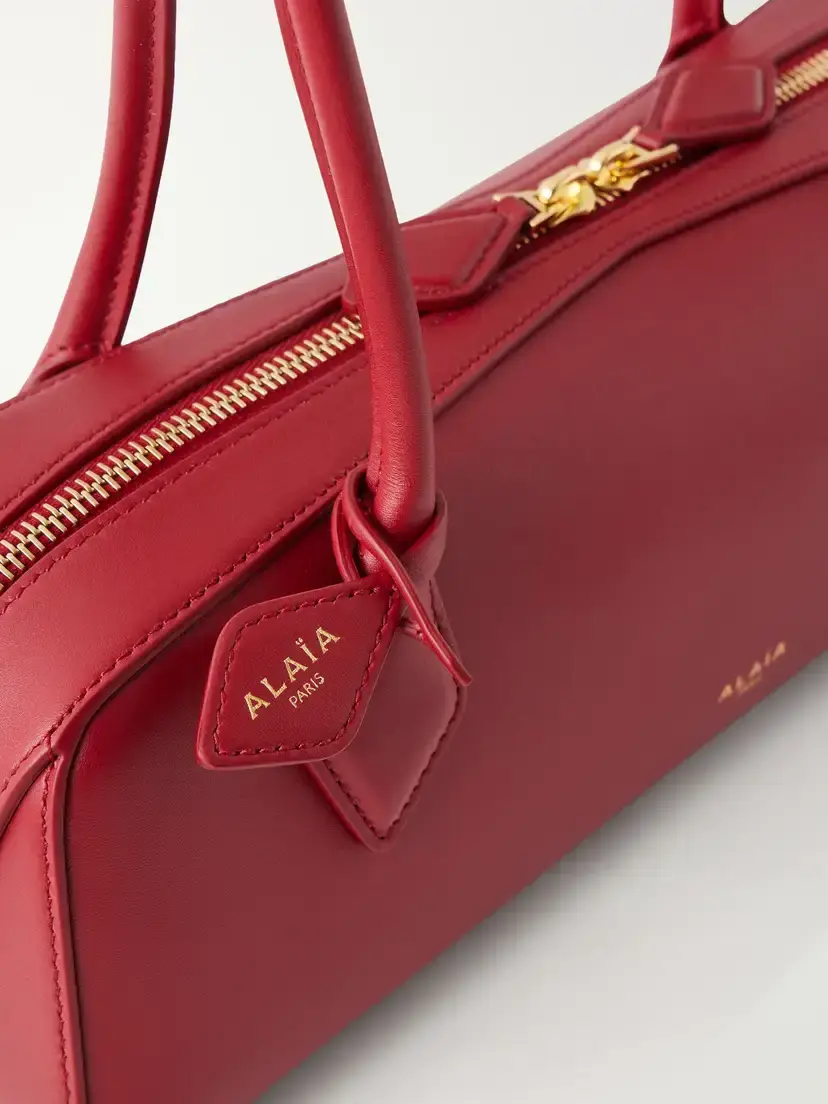 Alaïa Le Teckel Medium Leather Shoulder Bag | Thumbnail 4 Alaïa Le Teckel Medium Leather Shoulder Bag | Thumbnail 4
