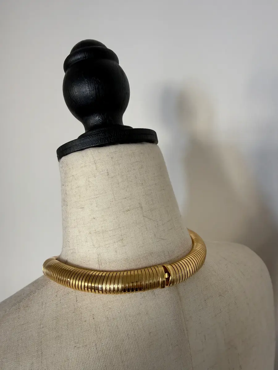 Jen Wonders Studio Omega Necklace | Thumbnail 4 Jen Wonders Studio Omega Necklace | Thumbnail 4