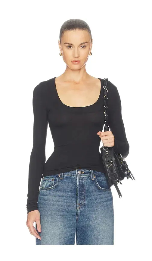 Scoop Neck Long Sleeve Tee Scoop Neck Long Sleeve Tee