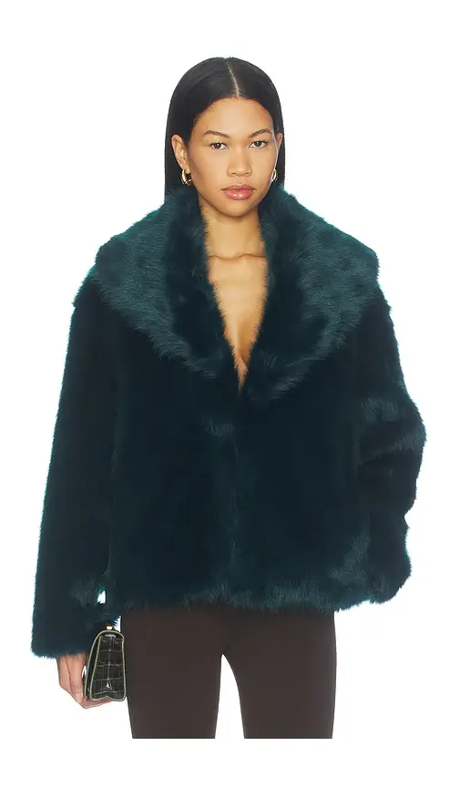 Retrofête Olsen Faux Fur Jacket | Thumbnail 2 Retrofête Olsen Faux Fur Jacket | Thumbnail 2
