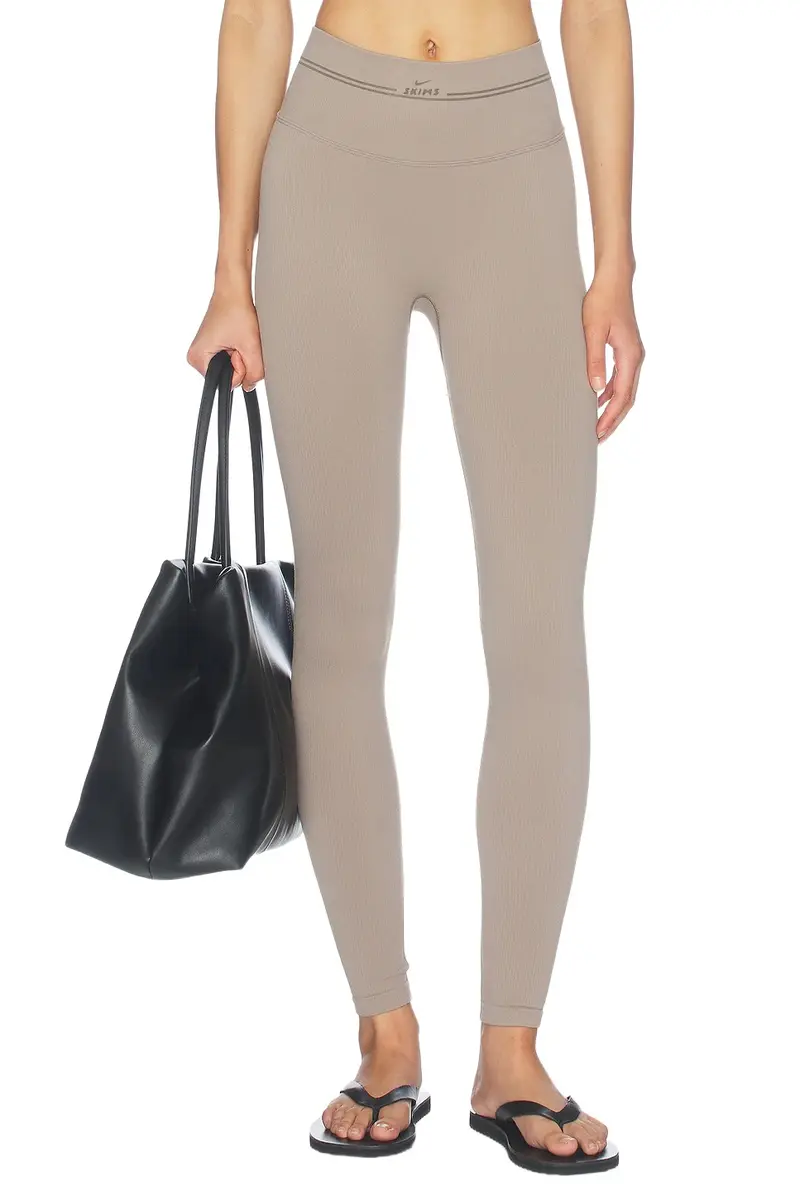 NikeSKIMS Legging