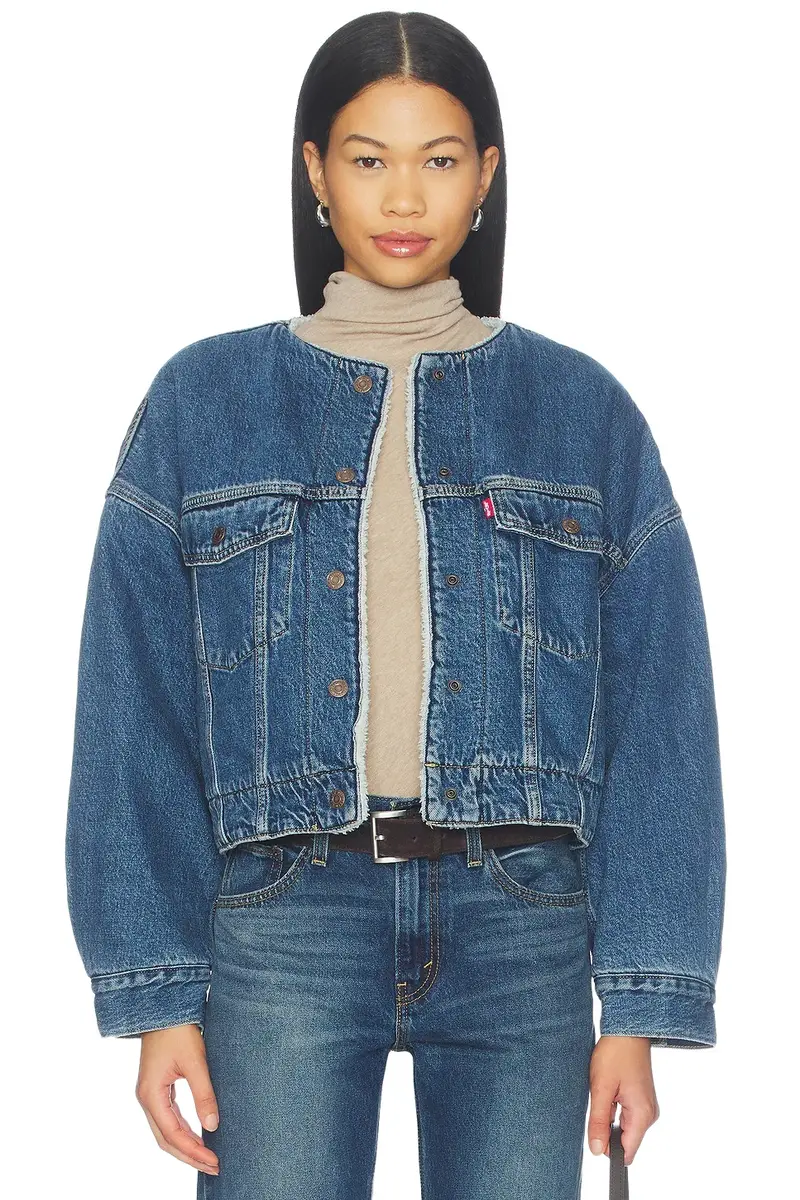 Levi's Collarless Crop Sherpa Trucker