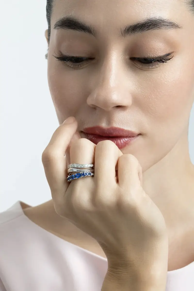 SOFIA LAROUSSI Blue Sapphire Diamond Wave Ring | Thumbnail 3 SOFIA LAROUSSI Blue Sapphire Diamond Wave Ring | Thumbnail 3