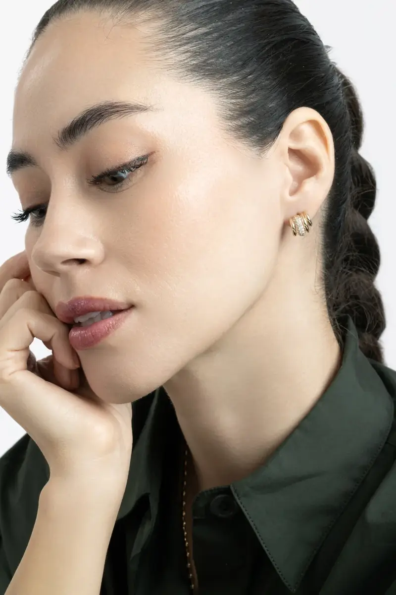SOFIA LAROUSSI Diamond Four Line Stud Earrings | Thumbnail 2 SOFIA LAROUSSI Diamond Four Line Stud Earrings | Thumbnail 2