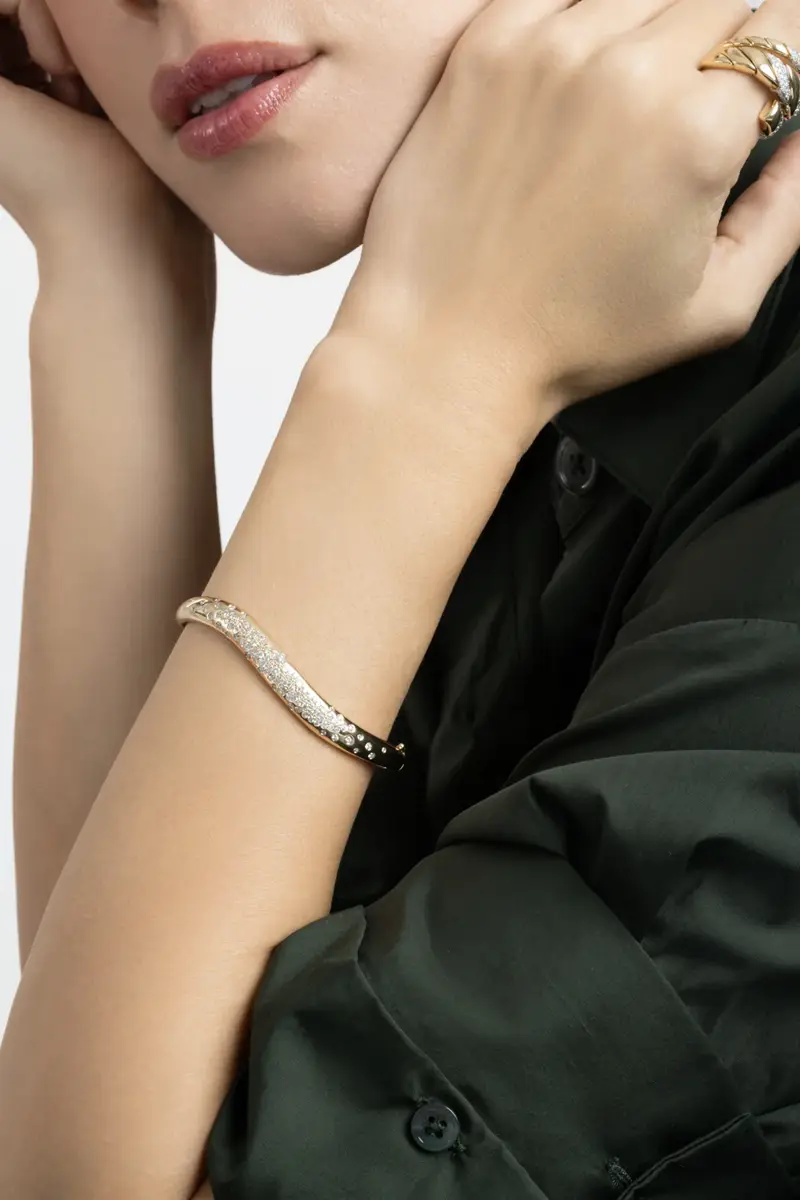 SOFIA LAROUSSI Diamond Scattered Wave Bracelet | Thumbnail 3 SOFIA LAROUSSI Diamond Scattered Wave Bracelet | Thumbnail 3