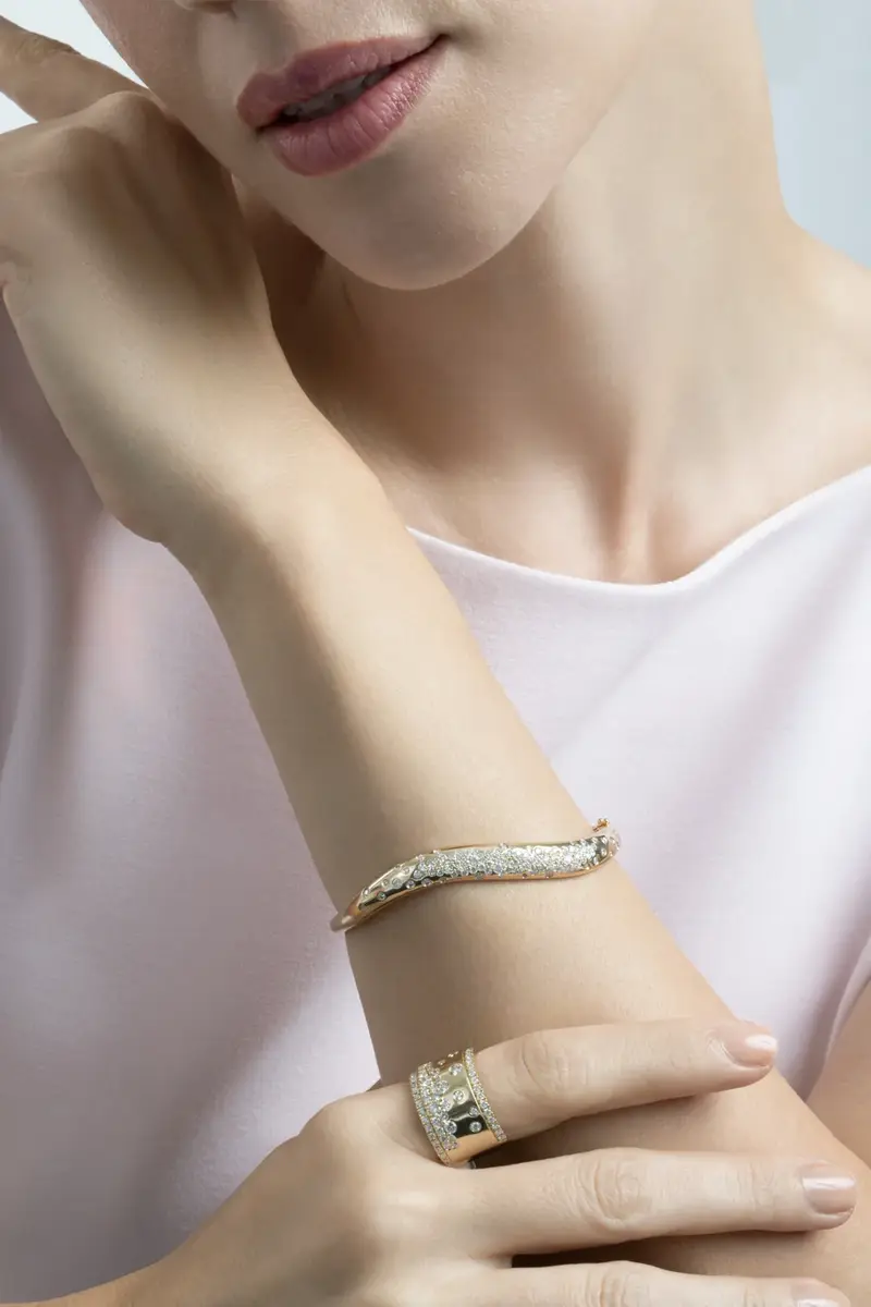 SOFIA LAROUSSI Diamond Scattered Wavy Bracelet | Thumbnail 3 SOFIA LAROUSSI Diamond Scattered Wavy Bracelet | Thumbnail 3