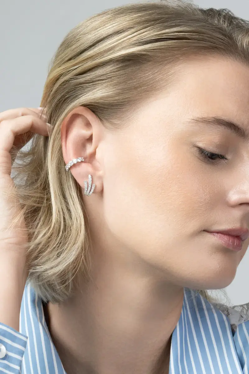 SOFIA LAROUSSI Diamond Triple Line Earrings | Thumbnail 2 SOFIA LAROUSSI Diamond Triple Line Earrings | Thumbnail 2
