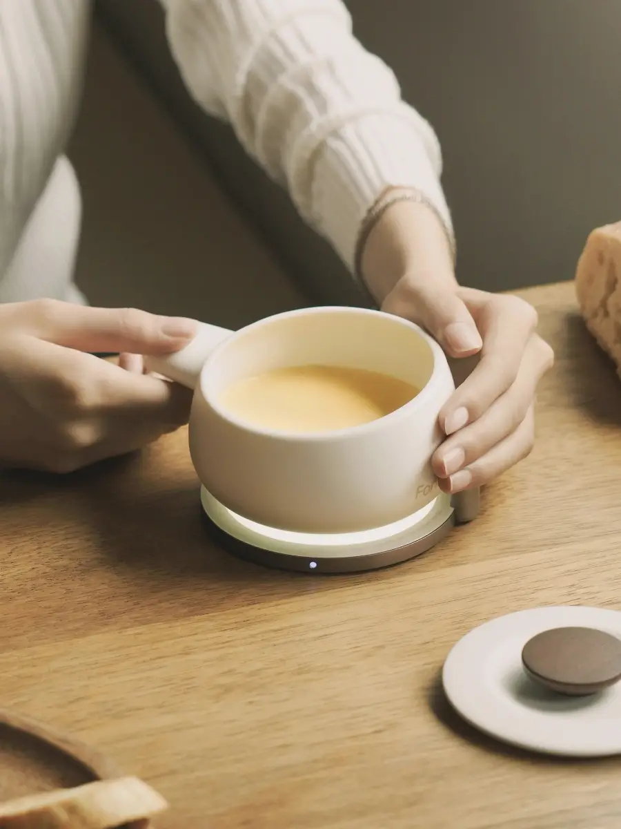 OHOM Fondi 2-Piece Self-Heating Fondue Set | Thumbnail 4 OHOM Fondi 2-Piece Self-Heating Fondue Set | Thumbnail 4