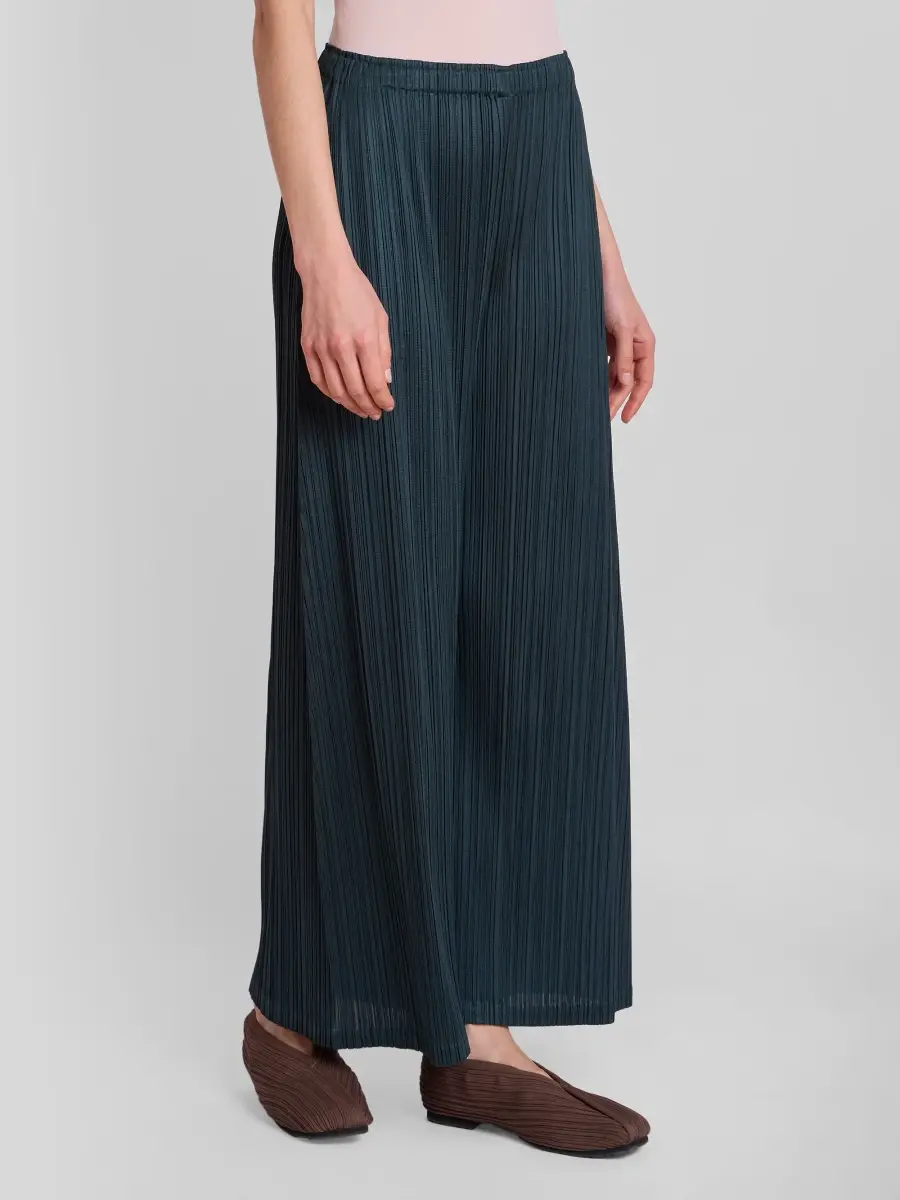 Pleats Please Issey Miyake Women's Monthly Colors: October Pleated Pants | Thumbnail 4 Pleats Please Issey Miyake Women's Monthly Colors: October Pleated Pants | Thumbnail 4
