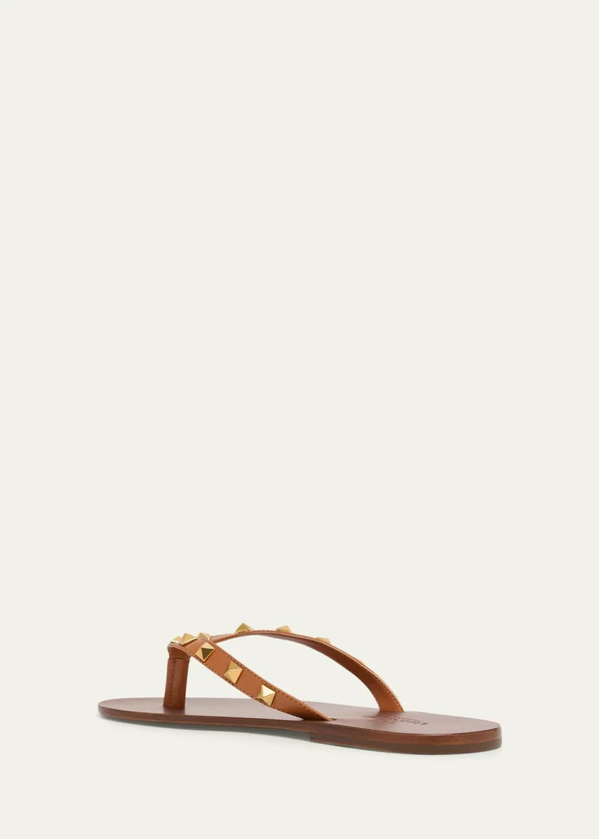 Valentino Garavani Men's Rockstud Thong Sandals | Thumbnail 4 Valentino Garavani Men's Rockstud Thong Sandals | Thumbnail 4