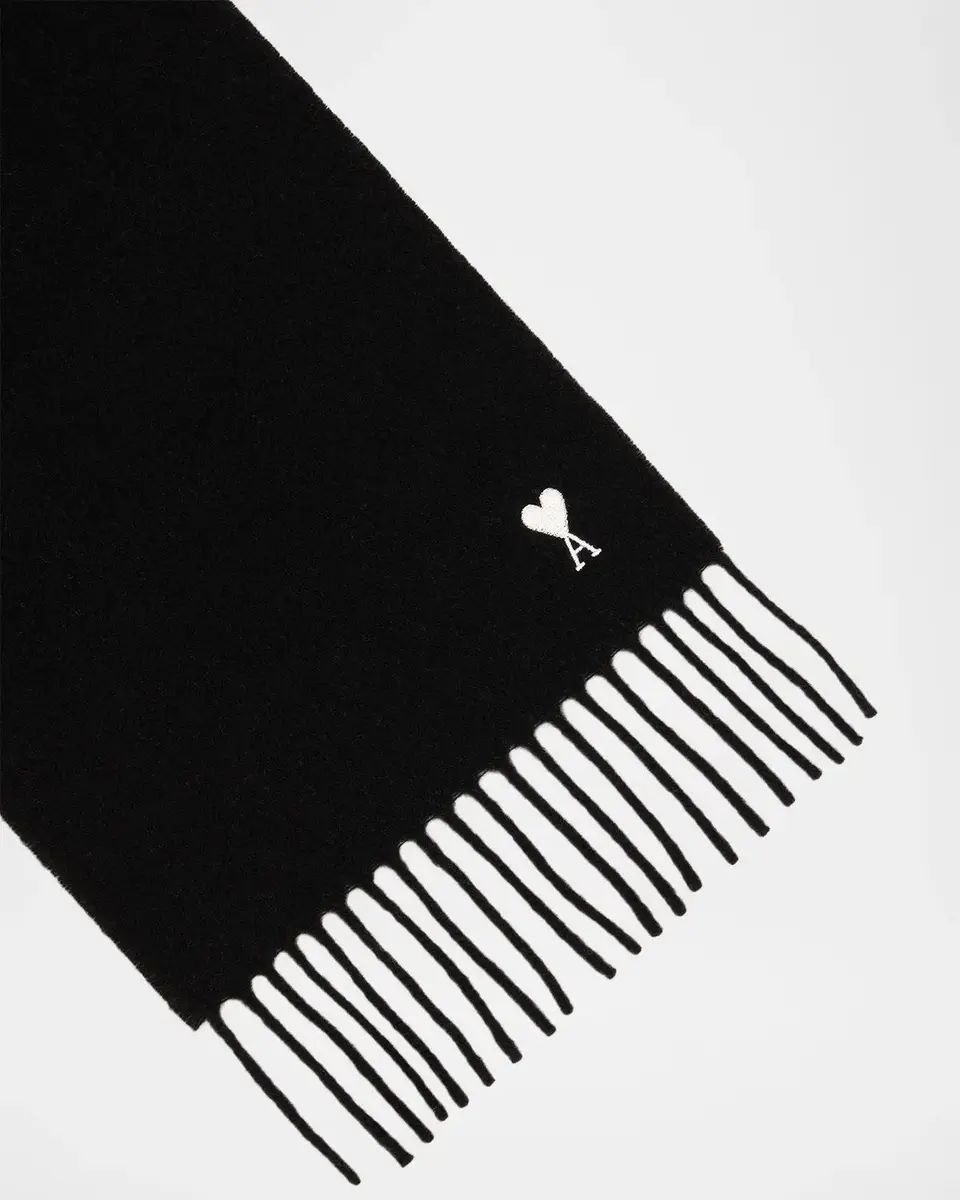 AMI PARIS Men's Ami De Coeur Embroidered Wool Scarf | Thumbnail 2 AMI PARIS Men's Ami De Coeur Embroidered Wool Scarf | Thumbnail 2