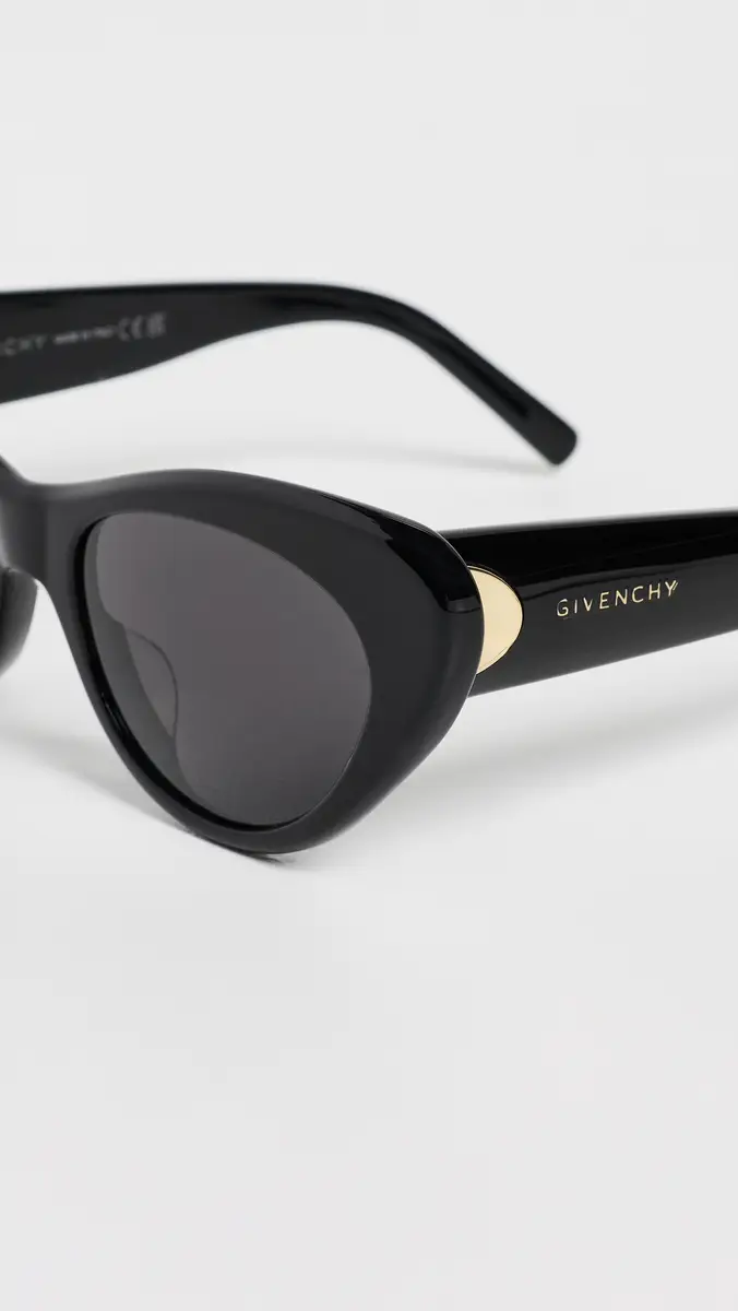 Givenchy Bold Cat Eye Sunglasses Shiny Black / Smoke | Thumbnail 5