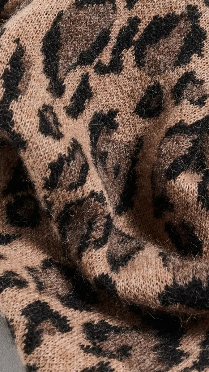 Clare V. Clare V. Triangle Scarf | Thumbnail 5 Clare V. Clare V. Triangle Scarf | Thumbnail 5
