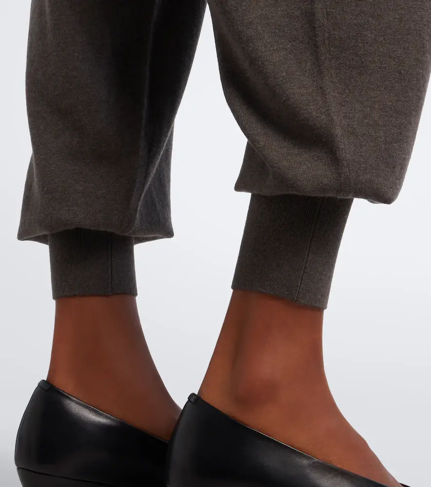 Lisa Yang Cotton and cashmere sweatpants | Thumbnail 5 Lisa Yang Cotton and cashmere sweatpants | Thumbnail 5