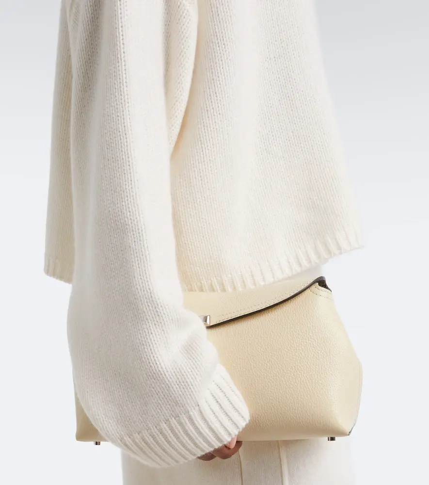 Lisa Yang Zerlina cashmere turtleneck sweater | Thumbnail 6 Lisa Yang Zerlina cashmere turtleneck sweater | Thumbnail 6