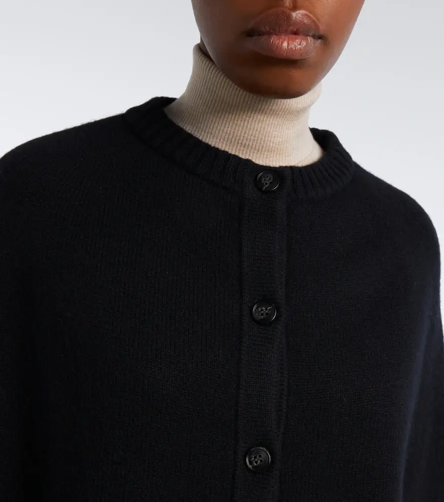 Lisa Yang Quinnie cashmere cape | Thumbnail 2