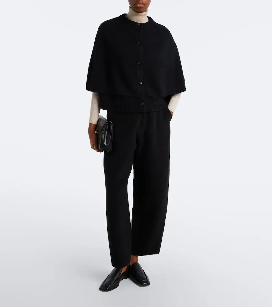 Lisa Yang Quinnie cashmere cape | Thumbnail 3