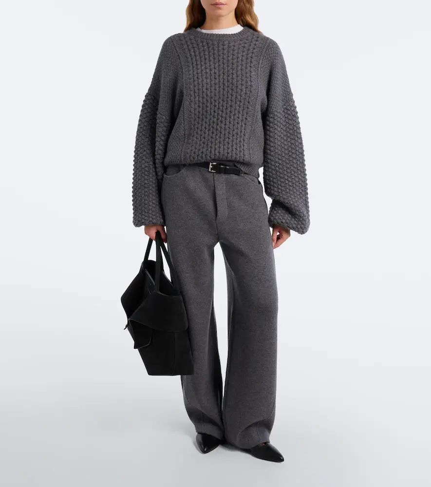 Lisa Yang Clothilde cable-knit cashmere sweater | Thumbnail 3 Lisa Yang Clothilde cable-knit cashmere sweater | Thumbnail 3