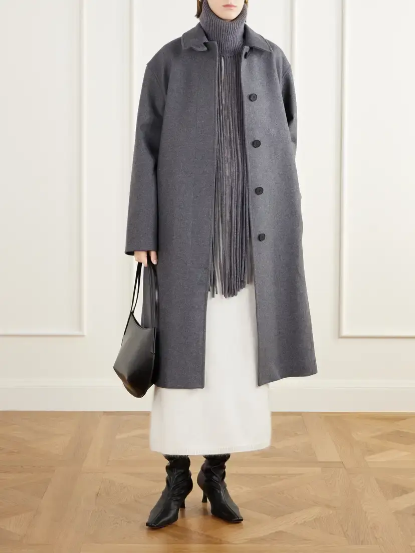 Lisa Yang Ardenne Fringed Cashmere Snood | Thumbnail 2
