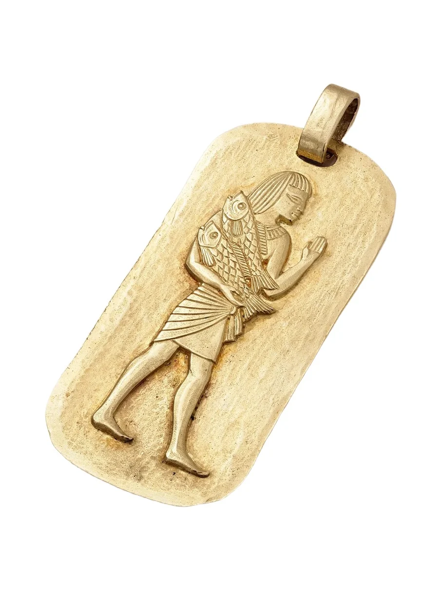 Stephanie Windsor + Georges Lenfant Vintage 1970s Embossed 18-karat Gold Pendant