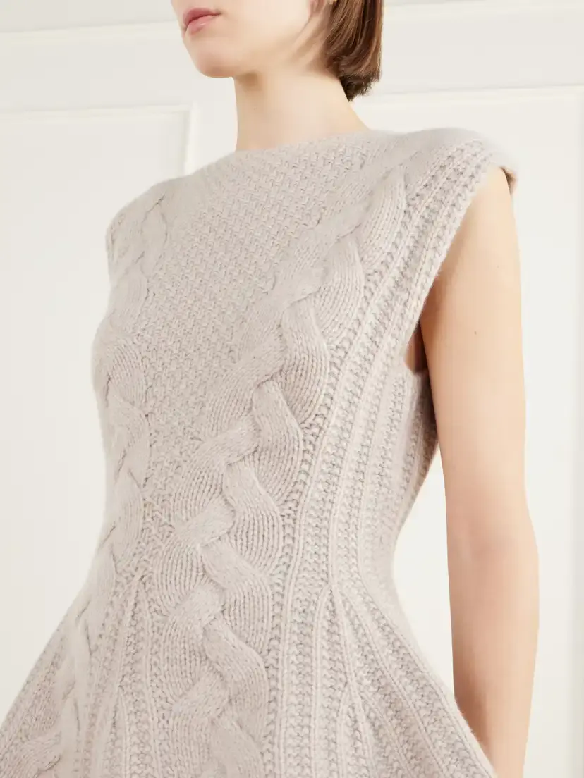 Lisa Yang Signy Cable-knit Cashmere Top | Thumbnail 5 Lisa Yang Signy Cable-knit Cashmere Top | Thumbnail 5