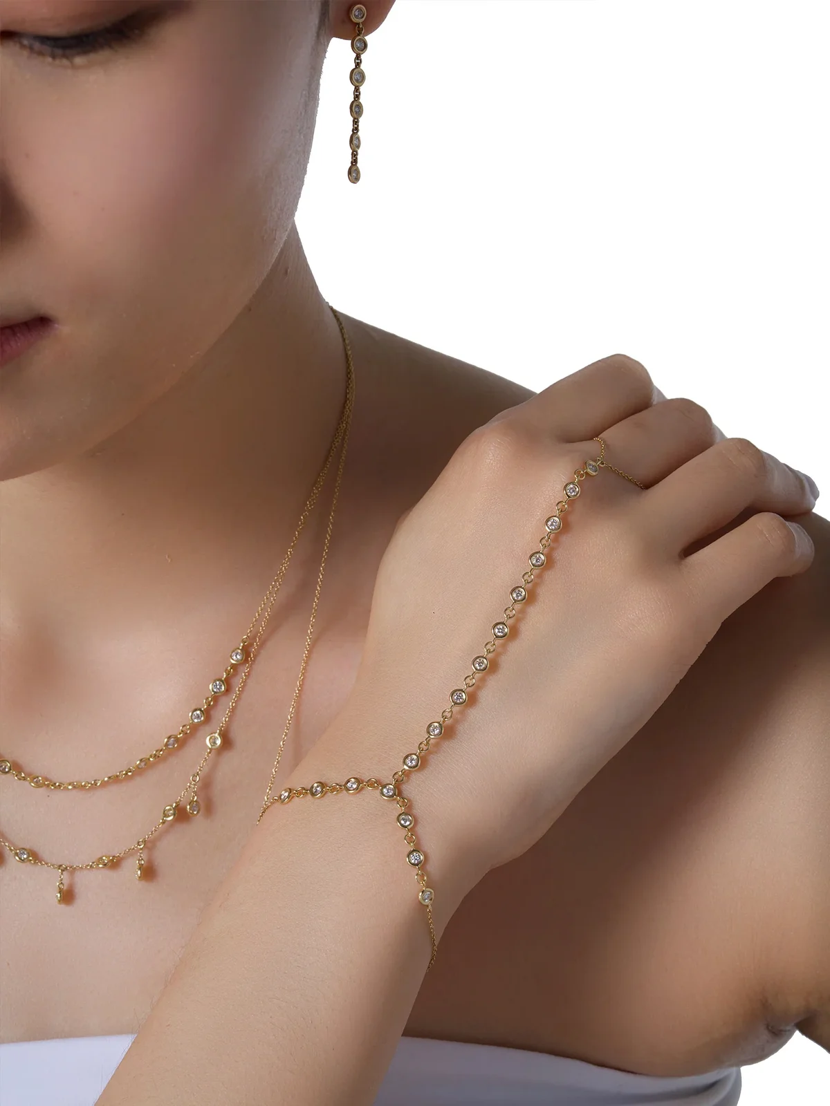 Essential Embellished Hand Chain Essential Embellished Hand Chain