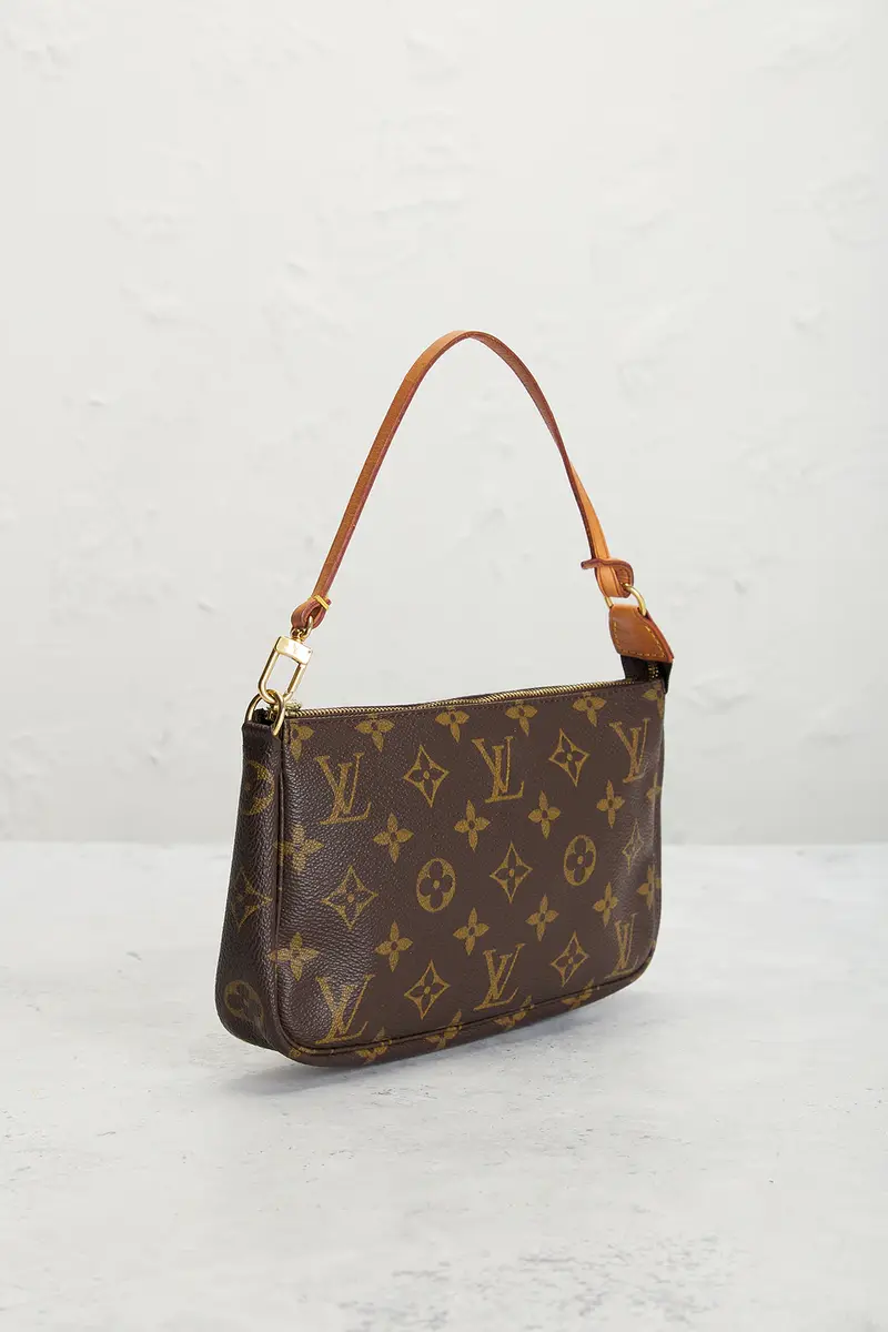 Louis Vuitton Louis Vuitton Monogram Pochette Accessoires Shoulder Bag | Thumbnail 4 Louis Vuitton Louis Vuitton Monogram Pochette Accessoires Shoulder Bag | Thumbnail 4