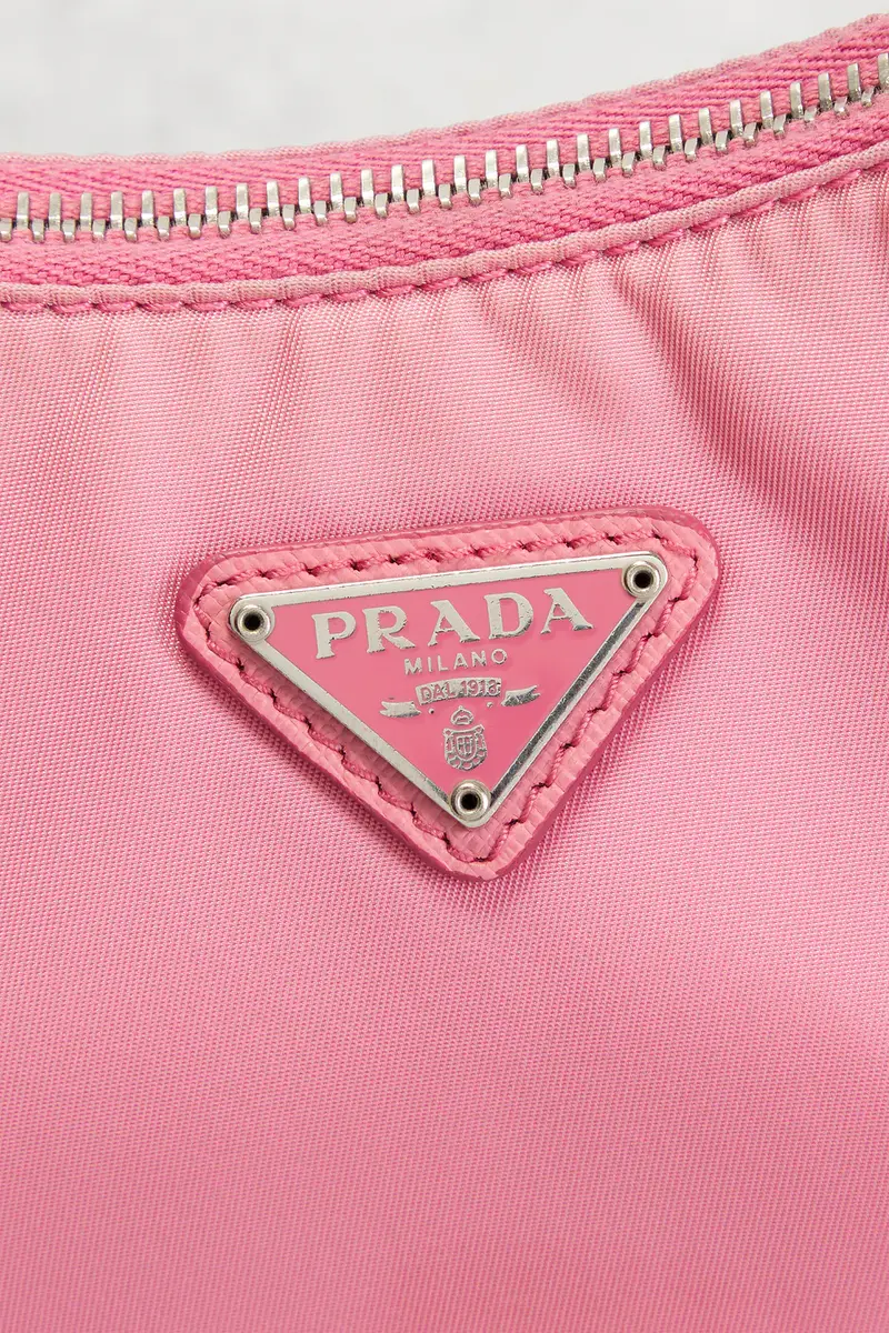 Prada Prada Re-Edition 2005 Re-Nylon Shoulder Bag | Thumbnail 6 Prada Prada Re-Edition 2005 Re-Nylon Shoulder Bag | Thumbnail 6