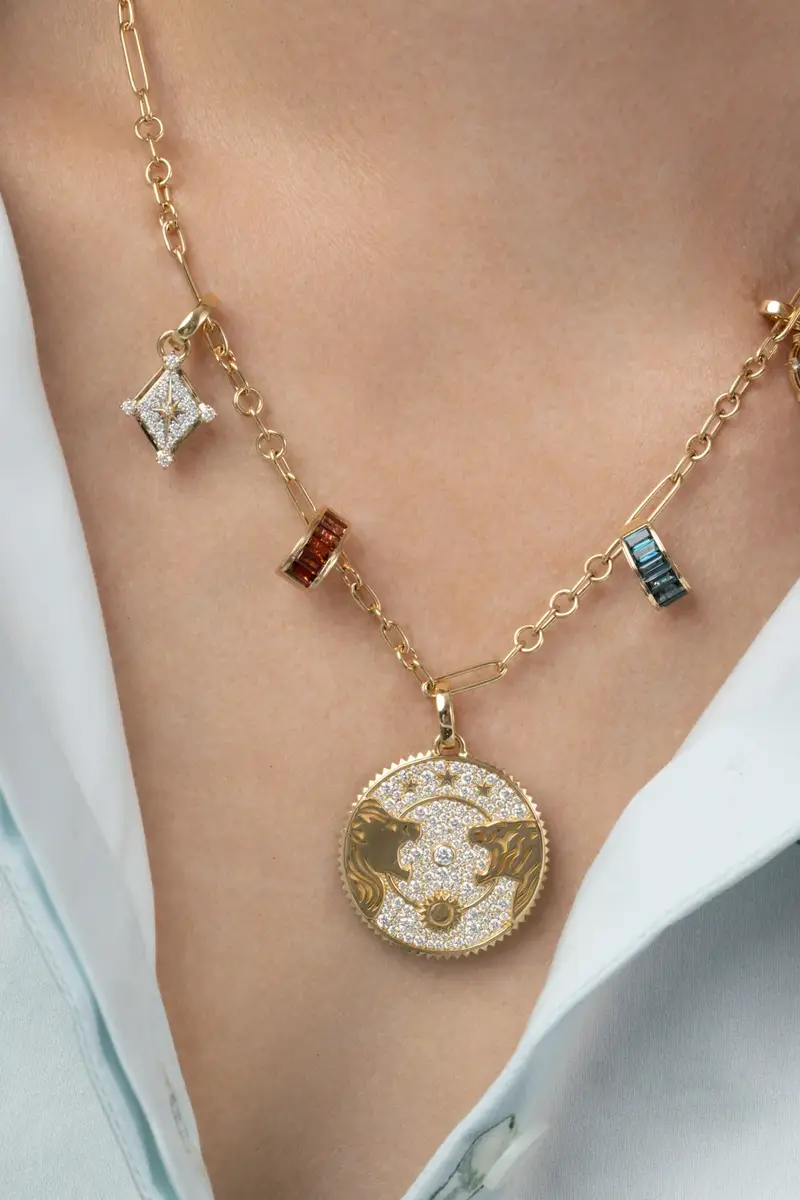 Foundrae Garnet Baguette Bail Link | Thumbnail 3 Foundrae Garnet Baguette Bail Link | Thumbnail 3