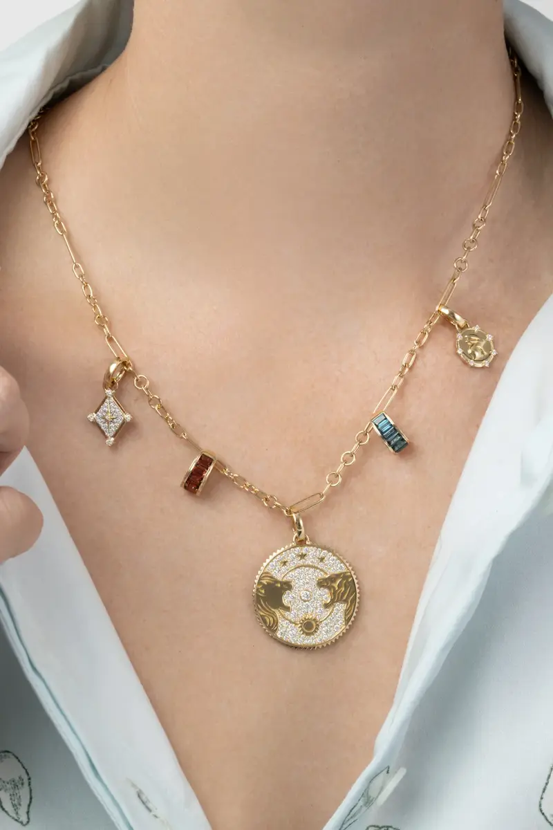 Foundrae London Blue Topaz Baguette Bail Link | Thumbnail 2